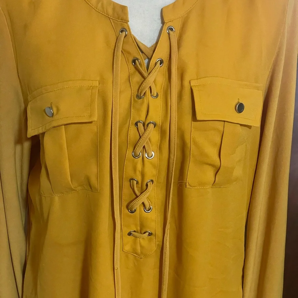 Nygard lace up blouse long roll up tab sleeve MEDIUM marigold pockets spandex - Picture 8 of 16